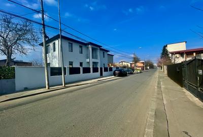 Casă individuală cu 5 camere în Apărătorii Patriei