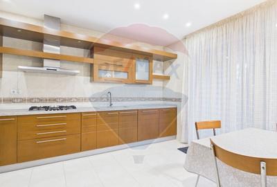 Complex Ibiza vila de inchiriat 6 camere, piscina, teren de tenis - 17