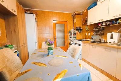 2 camere Unirii decomandat, et. 1, an 1993, 62 mp, renovat - 3