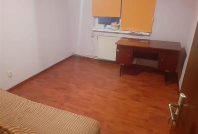 LIBER 3 camere, zona Dorobanti etaj 1 - 2