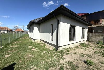 Casă individuală semifinisată de vânzare | Zonă Ultracentrală| TEIUS - 3