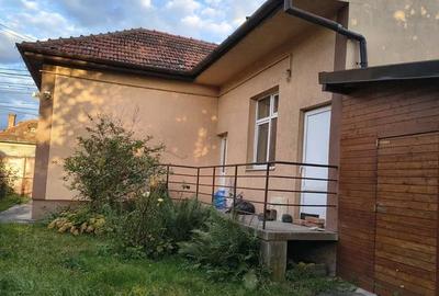 De vânzare casă cu teren 770 mp, în Dâmbul Rotund - 1