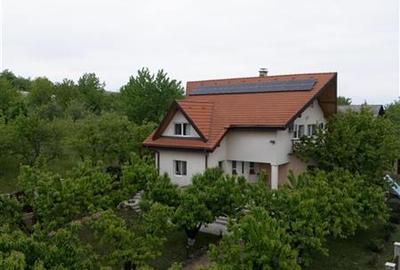Casa de Lux in Livada cu Ciresi Eleganta, Confort si Panorama de Vis - 20