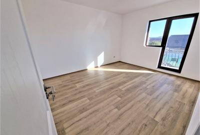 Apartament cu 2 camere decomandat în Valea Adâncă