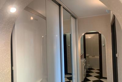 Proprietar apartament 3 camere, loc parcare - 4