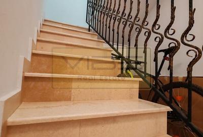 PENTHOUSE- Centru-Palas Mall- Amazon-4 camere- Terasa - 137mp - 32