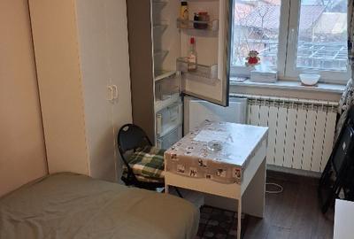 Garsonieră decomandată în Ferentari