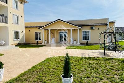 Pensiune cu Sala de evenimente perfect pentru un bussiness de succes . - 1