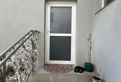 Casă cu 3 camere, 240 mp teren, Central, zona Horea ,Oradea. - 17