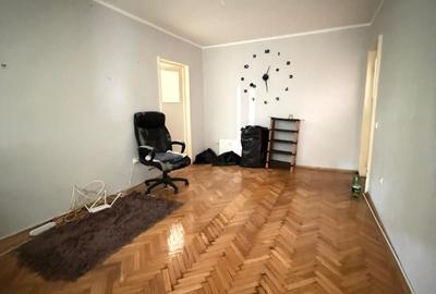 Inchiriere apt 2 camere in Galati, ultracentral, etaj 2, nemobilat - 1