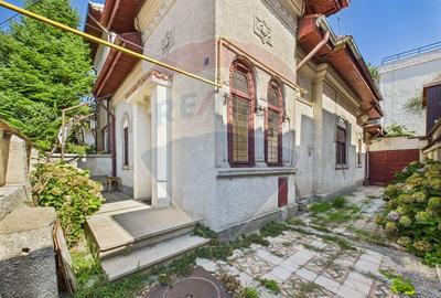 Casă individuală cu 4 camere în Floreasca