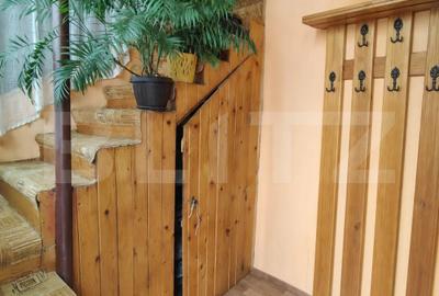 Casă zonă ultracentrală, curte comună, 50 mp, cu loc de parcare - 1