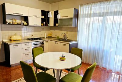 Casa individuala 11 incaperi | Zona Iancu Nicolae - Privighetorilor | Teren 627 - 6