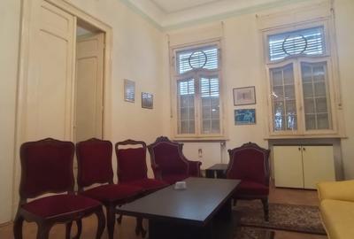 Corp casa deosebit, Serban Voda - Unirii- Biserica Sf Spiridon - 14