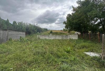 Teren la strada in Stauceni cu temelie turnata - 2