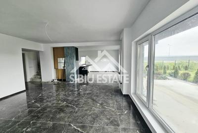 Casa cu garaj si teren mare super pret - 3