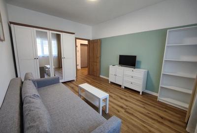 Garsoniera de lux balcon boxa parcare zona Brana - 1