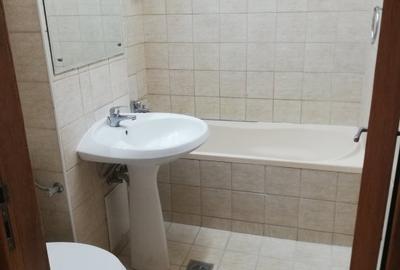 Apartament cu 4 camere decomandat în Unirii - 4
