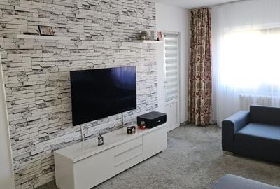 Apartament decomandat 2 camere, zona Trocadero - 4