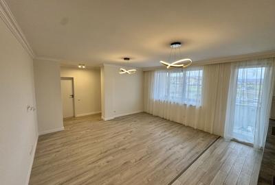 Penthouse cu 4 camere decomandat, mobilat în Florești