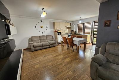 Apartament 3 camere, 61 mp, parcare, zona Florilor/Cetatii, Floresti - 1
