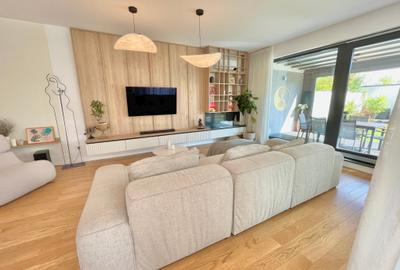 Contemporary Luxury Villa for Rent | Exceptional Indoor-Outdoor Living - 4