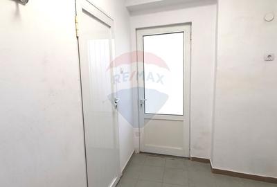 Spațiu comercial 75 mp  Piata Catedralei. Vitrină si acces din stradă - 15