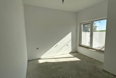 Casa compusa din 4 camere de vanzare, situata in Valu lui Traian - 13