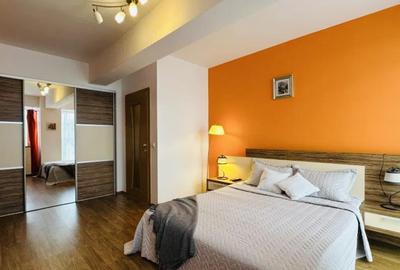 Apartament cu 3 camere decomandat în Răcădău