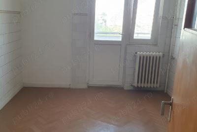 Apartament cu 3 camere decomandat în Mazepa 1