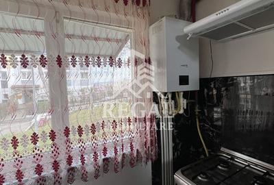 Garsonieră de vânzare – zona Micro 7, demisol - 4
