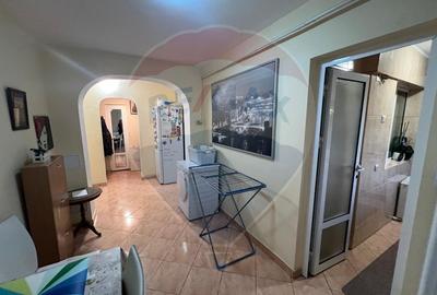 Apartament cu 2 camere de vânzare în zona Sud-Vest - 2