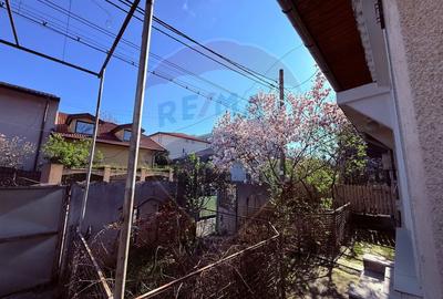 Casă de vanzare cu curte | 4 camere | Zona Gorjului | Teren generos - 17