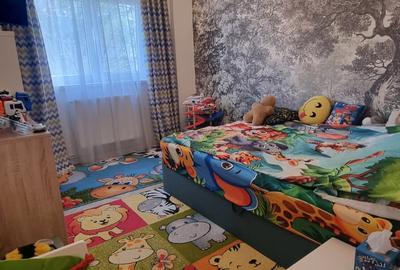 Apartament 4 camere, centrală proprie, parcare, 5 min metrou Apărătorii Patriei - 15