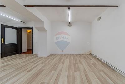 Spațiu de birouri de închiriat – zonă centrală, Str. Castanilor - 9