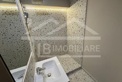 Apartament cu 3 camere, 85 mp, Zona Central - 10
