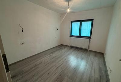 Apartament 3 camere decomandat+curte-Acte Gata-Oltenita(Jud. Calarasi)-Acte Gata - 5