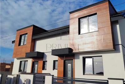 Duplex cu 4 camere în Moșnița Nouă