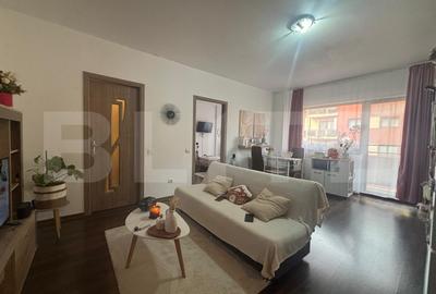 Apartament cu 3 camere semidecomandat, mobilat în Florești