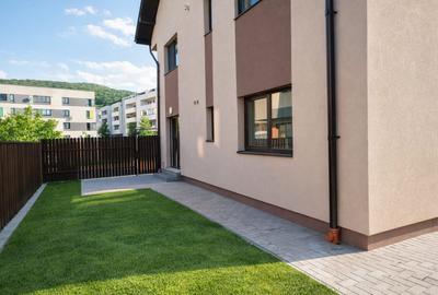 Apartament cu 2 camere semidecomandat în Florești