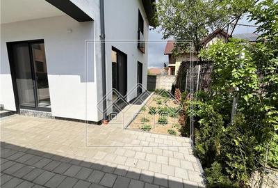 Casa de vanzare in Sibiu - noua, individuala, teren 335 mp - zona buna - 4