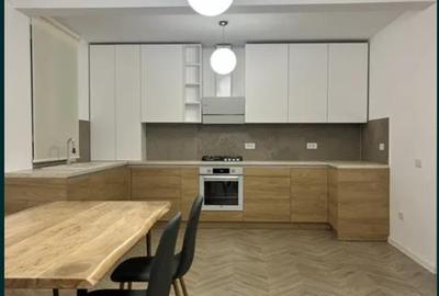 Duplex cu 3 camere în Stupini