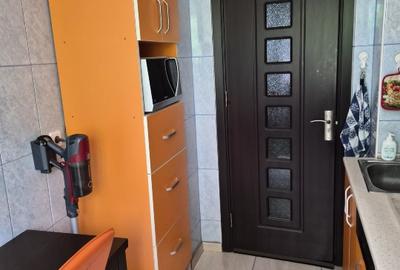 Persoana fizica vand apart 3 camere Lujerului, 2 balcoane, 2min metrou&41, renov - 7