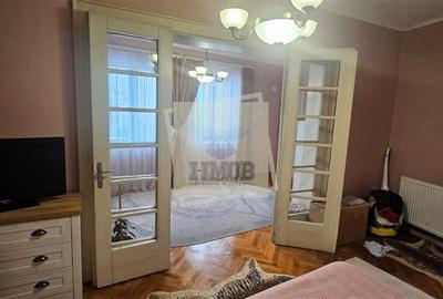 Apartament 3 camere decomandat 93mp renovat zona Orasul de Jos - 4