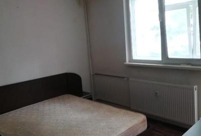 Apartament 3 camere-10 minute metrou 1 Decembrie 1918 - 2