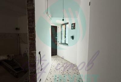 Apartament boieresc partial renovat - 14