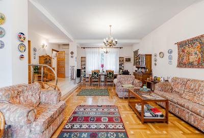 Casă individuală cu 5 camere în Ciofliceni