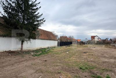 Casă veche cu teren generos – 1595 mp – zonă centrală Hărman - 12