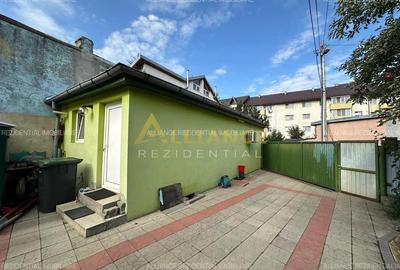 6 Camere - 3 Bai - 128mp utili + Spatiu Comercial - 12