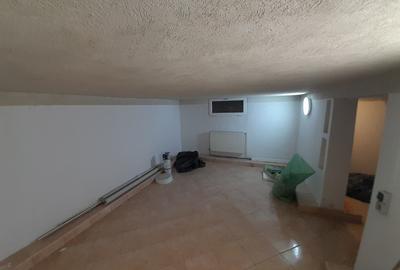 GARSONIERA PARTER INALT,zona Panait Cerna - 12